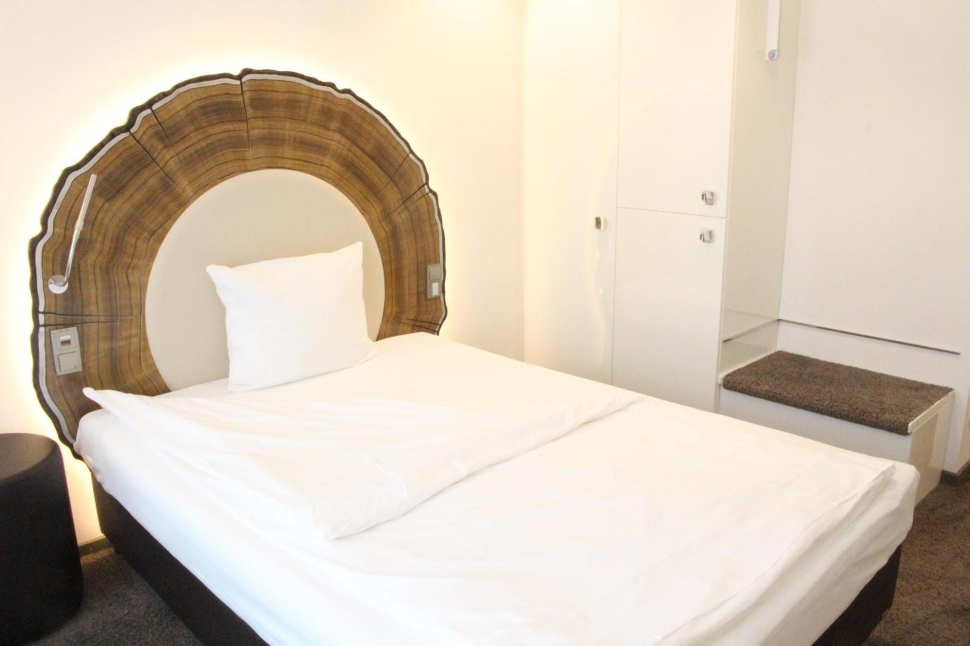 Taome Feng Shui Stadthotel Breisgau 3*